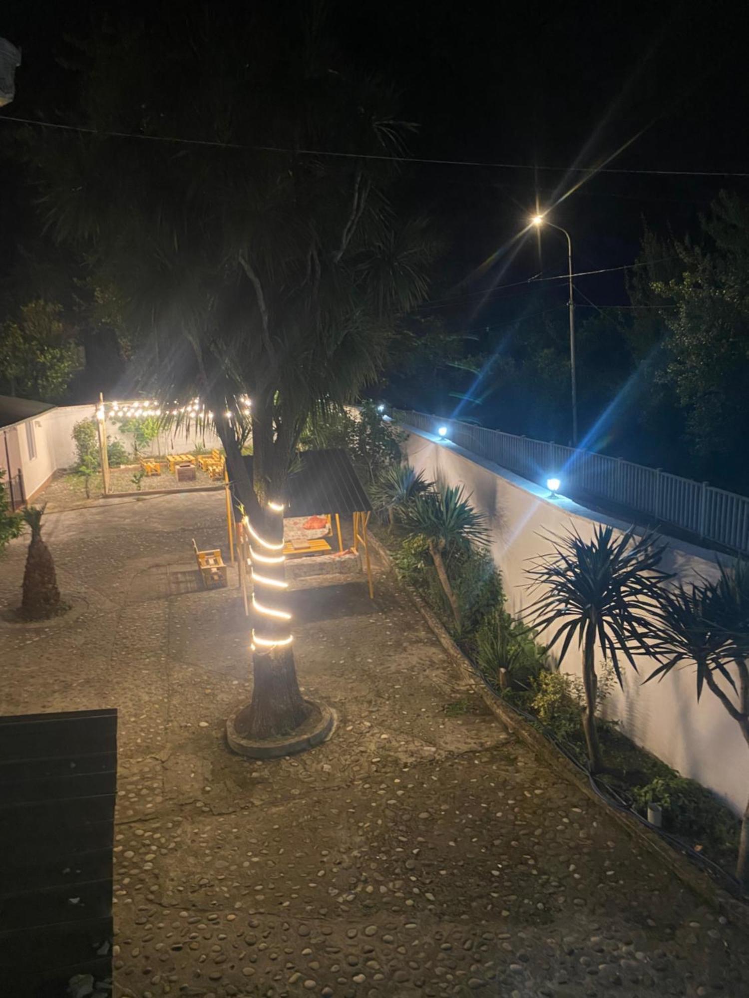Maguli Home Gonio Bagian luar foto